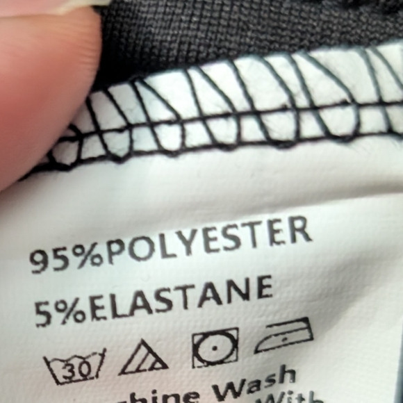 Elegant Black Long-Sleeve Wrap Maxi Dress - Picture 9 of 11